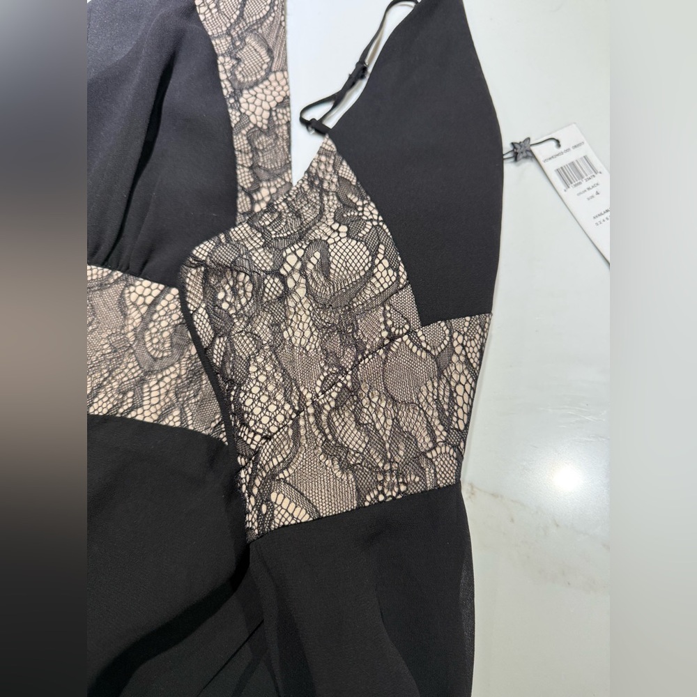 🥳🥳 BCBGeneration Maxi Dress, Lace, Spaghetti straps, Size 4 - Picture 8 of 10
